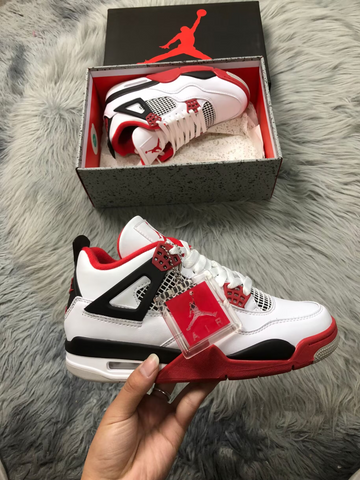 Air Jordan 4 Retro OG 'Fire Red'